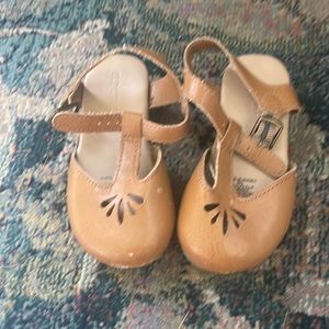 Old navy brown platforms